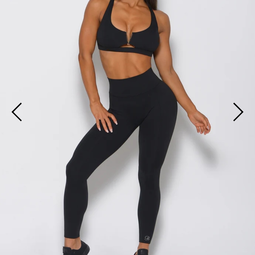 NWT Bombshell Sportswear Knockout Sports Bra